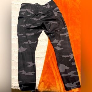 Athleta leggings - women’s size medium- black camo